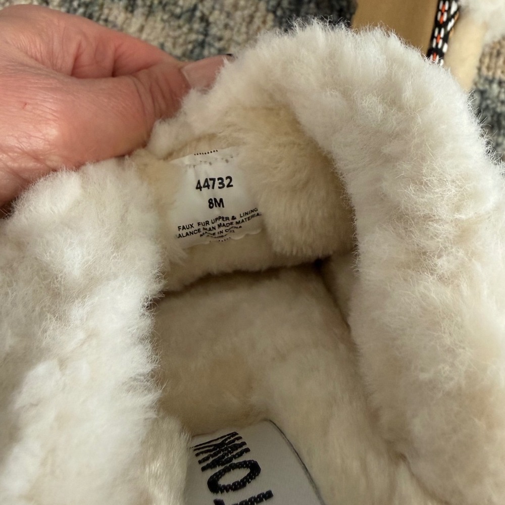 Minnetonka Shally Slipper Size 8 New in Box - Picture 5 of 5